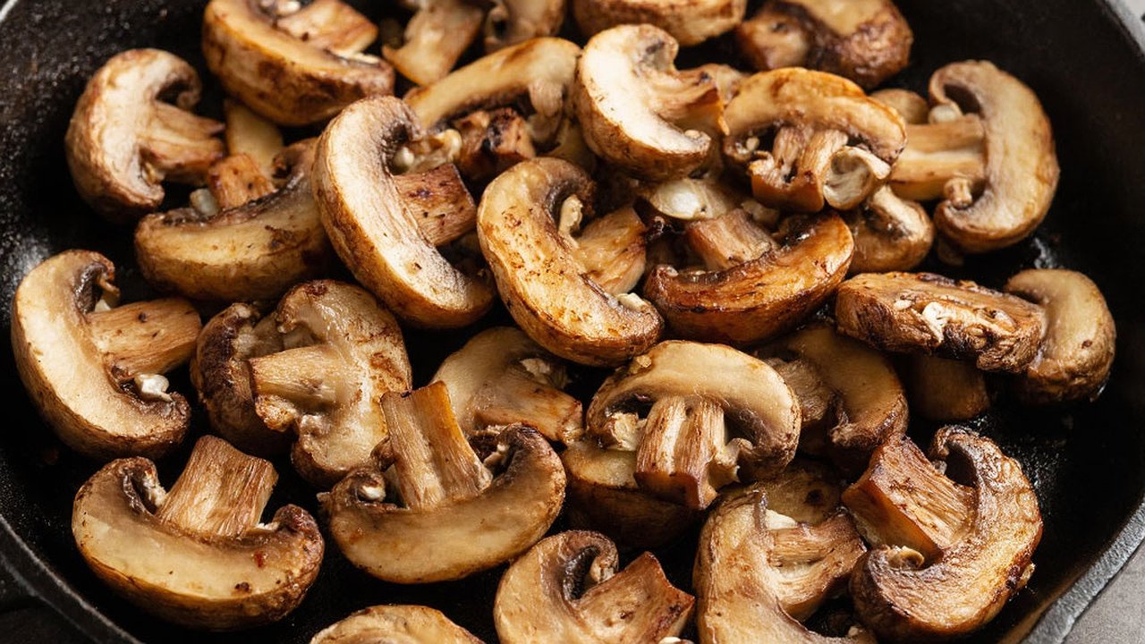 Главная картинка новости: Так готовили все, а нужно вот так: революция в приготовлении шампиньонов