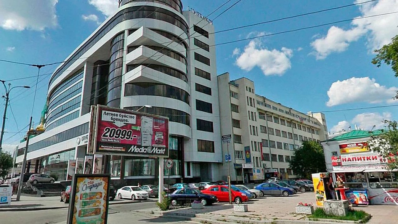 Главная картинка новости: Реконструкция здания ДОСААФ в Екатеринбурге отложена на неопределенный срок