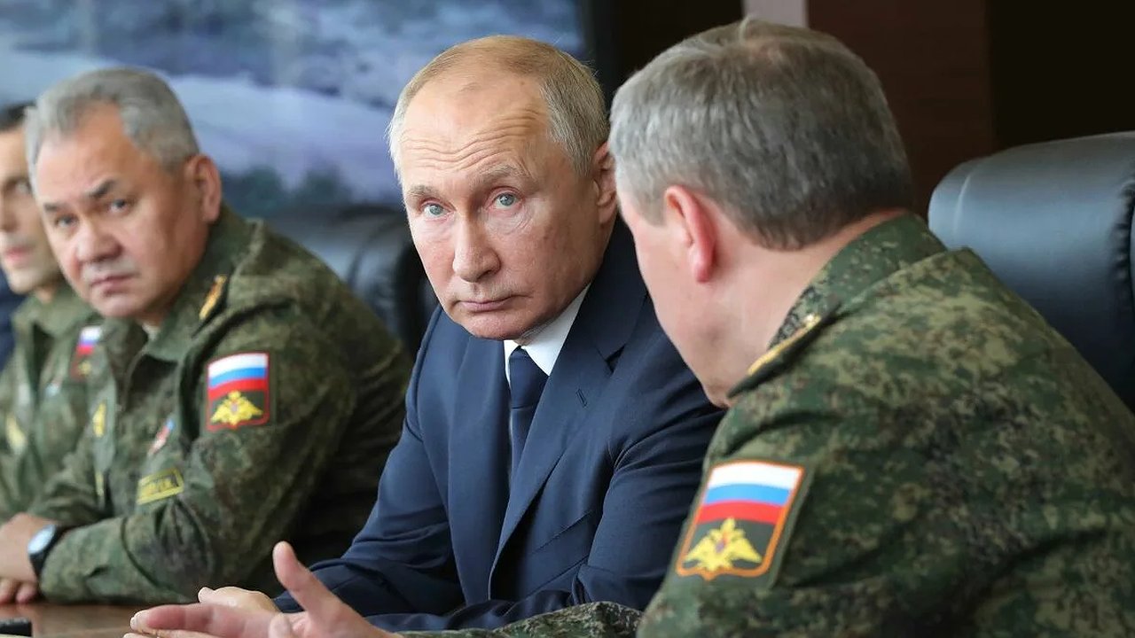 Главная картинка новости: Детали плана Путина: кто и когда вернётся домой по демобилизации