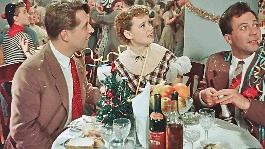 Главная картинка новости: Пять новогодних песен из СССР, которые мгновенно погружают в праздничную атмосферу