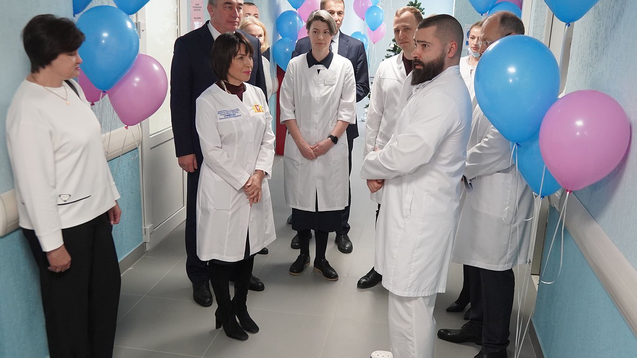 Главная картинка новости: Женская консультация в ЦГКБ №3 начала работу после масштабной реконструкции в Екатеринбурге