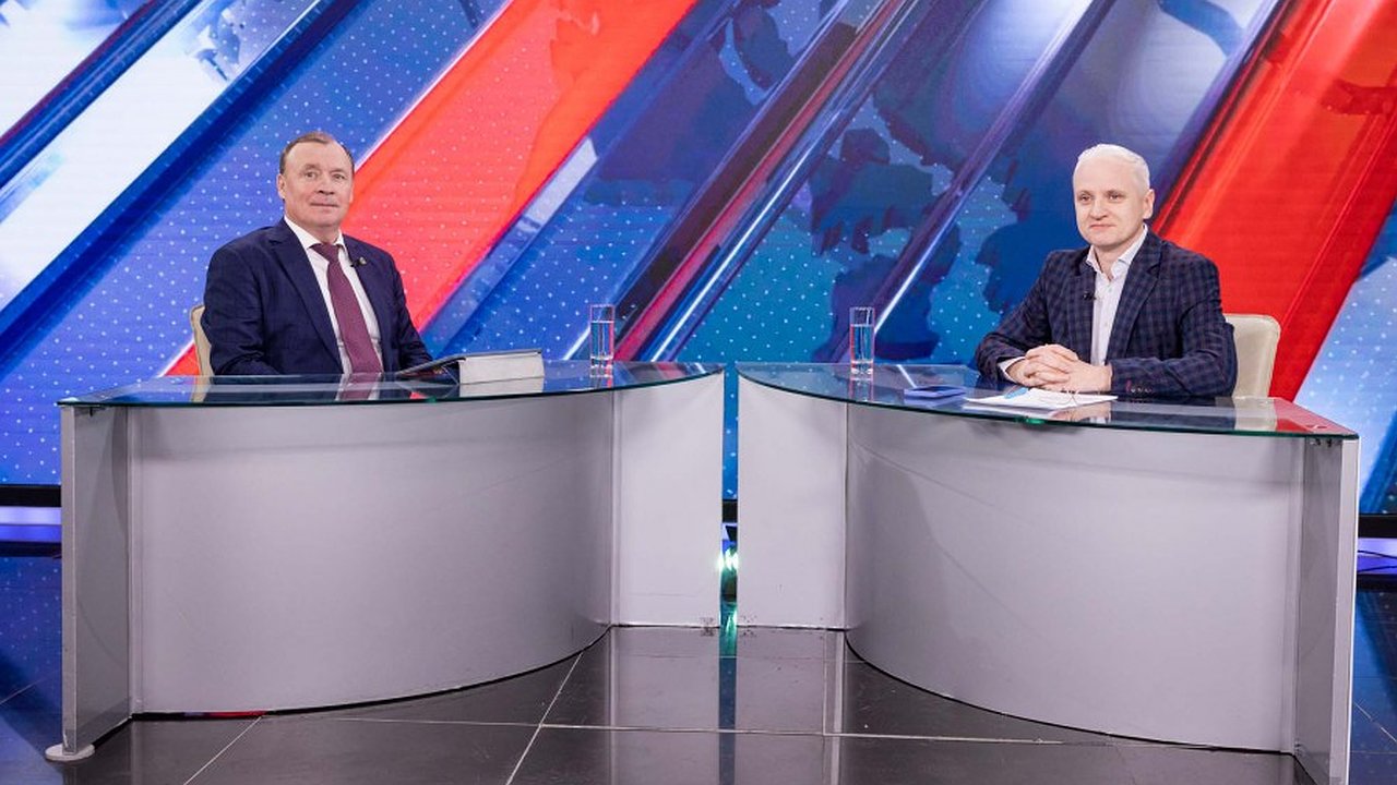 Главная картинка новости: От трамваев до рок-клуба: Алексей Орлов подвел итоги года и рассказал о планах Екатеринбурга на 2026-й