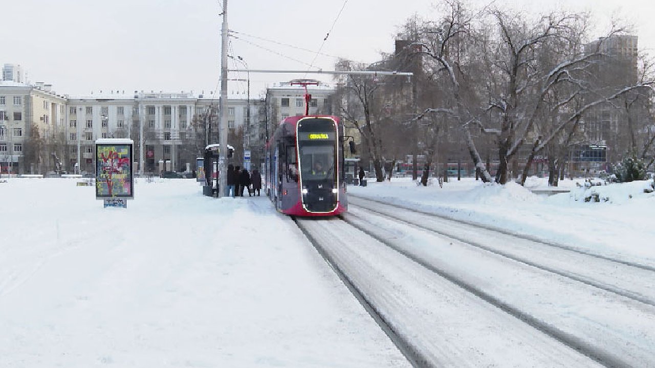 Главная картинка новости: Комфорт для всех пассажиров: в Екатеринбурге на линию вышел новый полностью низкопольный трамвай