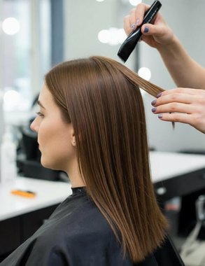 Красить волосы больше не в моде: 3 процедуры, которые заменят поход к колористу в 2026 году