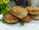 Нашла рецепт из советского журнала, который вытеснил мясные котлеты на моей кухне. Готовлю их каждую неделю