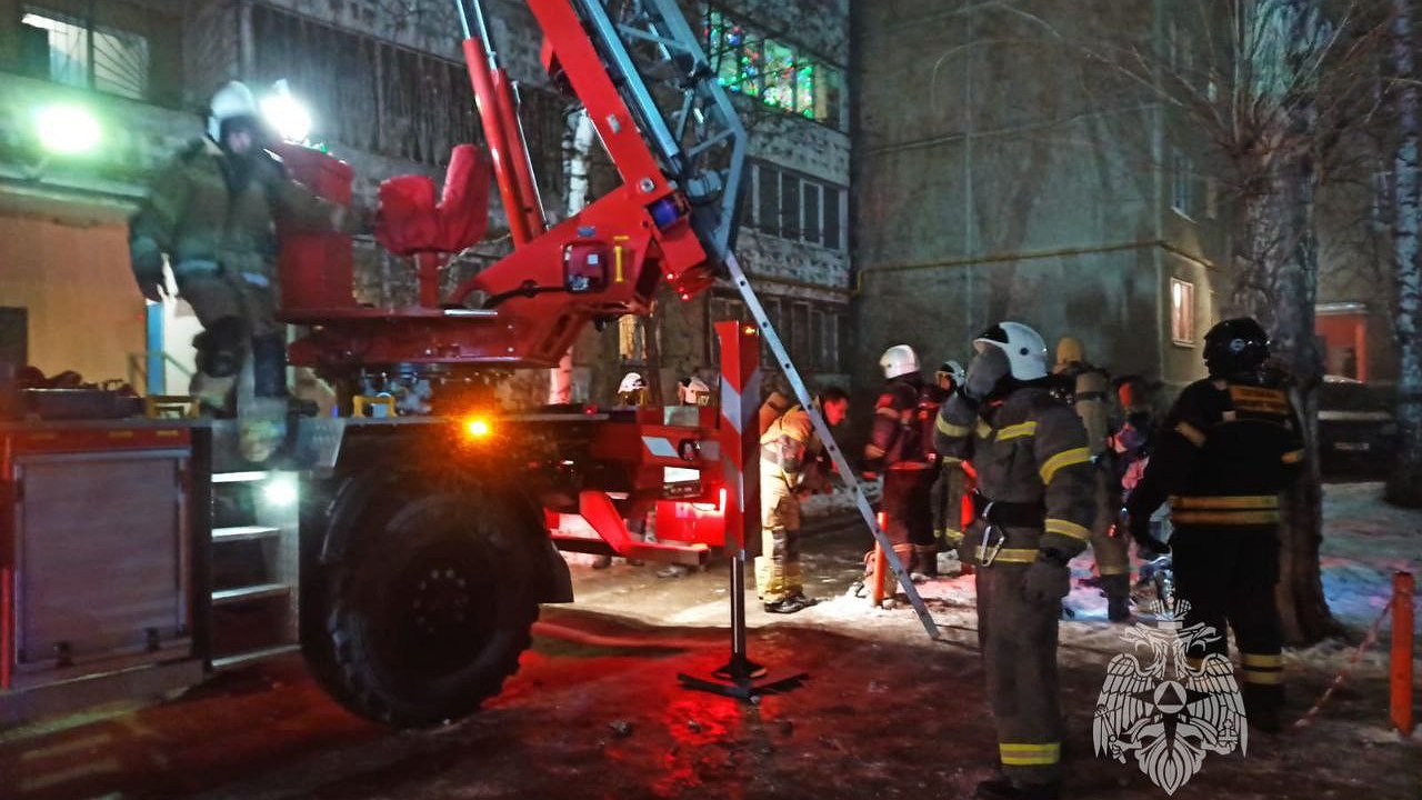 Главная картинка новости: 26 пожаров за сутки ликвидировали спасатели в Свердловской области