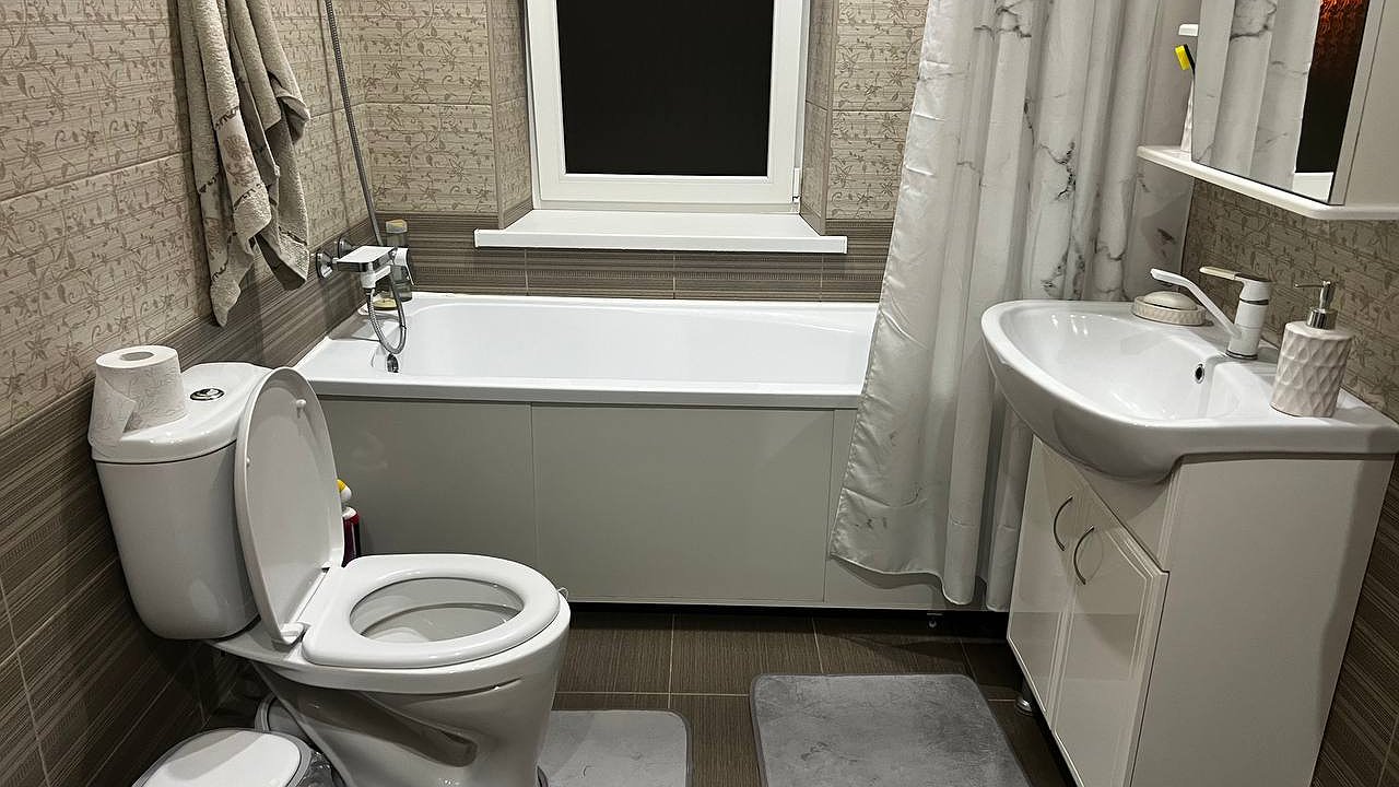 Главная картинка новости: Ванны и душевые кабины теряют популярность: сейчас в моде этот формат