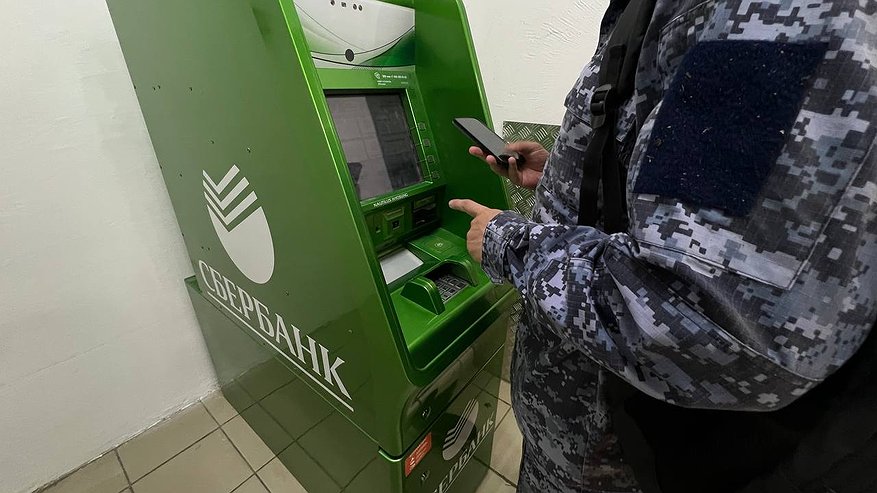 Главная картинка новости: Число банков в России останется изменчивым: в ближайшие годы их количество будет уменьшаться на 5–15 ежегодно