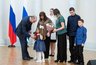 Миниатюра новости: Губернатор Паслер наградил уральских многодетных родителей орденом «Родительская слава»