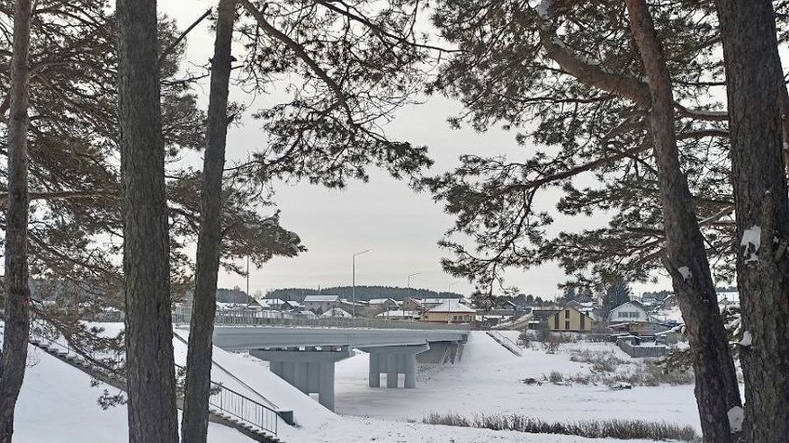 Главная картинка новости: Рекорд дорожников: 258 километров автодорог обновлено в Свердловской области за год