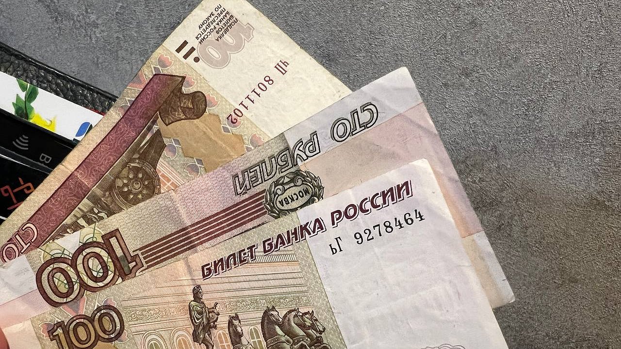 Главная картинка новости: Выплаты выросли на 5,6%: кто будет получать больше с февраля и куда обращаться не нужно