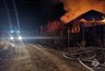 Ребёнок и взрослый пострадали при ночном пожаре в частном доме под Каменском-Уральским