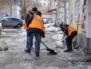 Коммунальщики начали влажную уборку Екатеринбурга: к 1 апреля технику переведут на летний режим