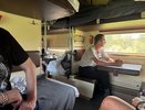 Беру 37 и 54 место — и еду как царица: в поездах экономлю в 2 раза, без тесноты и духоты — почему плацкарт лучше купе