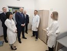 Денис Паслер открыл современную детскую поликлинику в Березовском: что там появилось