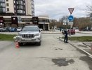 В Екатеринбурге водитель внедорожника не заметил ребенка на велосипеде из-за препятствия во дворе — мальчик в больнице