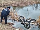 Без прав и регистрации: водитель мотоцикла утонул в пожарном водоеме под Алапаевском