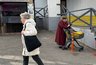 Банки усилили контроль за картами пенсионеров: регулярные переводы могут отменить льготы