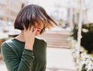 Модные короткие стрижки в 2026: пикси, боб и гарсон для женщин 50+