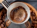 Не выбрасывайте кофейную гущу: она спасёт ваш огород