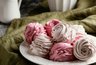 Домашний зефир с чёрной смородиной: просто, быстро, вкусно