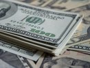 Житель Екатеринбурга пытался провезти в Кольцово 50 тысяч долларов: конфискация в пользу государства