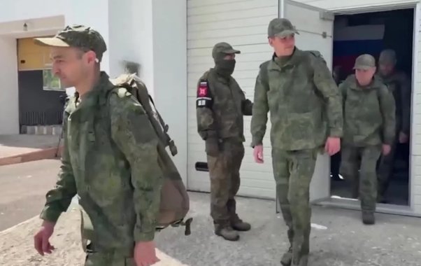 Свердловская область: более 200 бойцов вернулись из украинского плена — подробности от омбудсмена