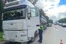 На Сибирском тракте в Екатеринбурге водитель LADA Largus насмерть врезался в стоящий грузовик