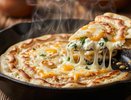 Творог, сыр и яйцо — через полчаса на столе гора лепешек: вкус как у хачапури, а готовить в разы проще