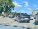 На проспекте Ленина сбили девушку: трамваи встали, движение парализовано