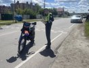 Без прав, без шанса: подросток на мотоцикле влетел в женщину на «зебре» под Талицей