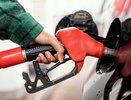 Официально 30 июня: в Свердловской области ввели лимиты на бензин — сколько можно купить