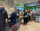 Не делайте так на кассе: одна ошибка у весов — и вы получите не только штраф, но и судимость