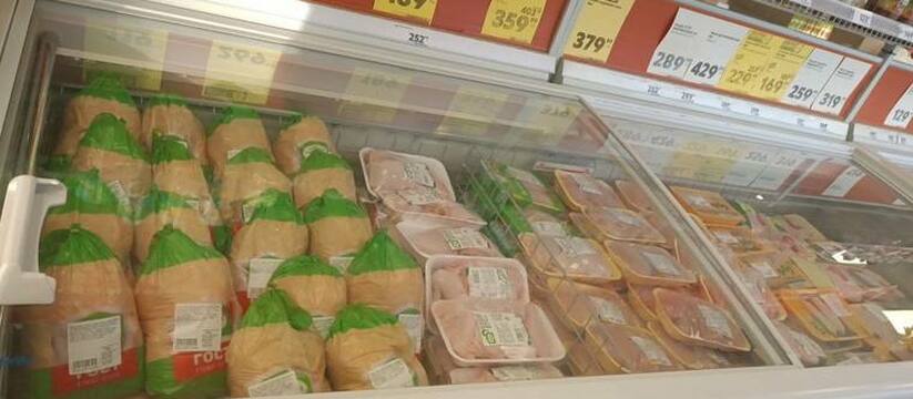 Куриц вернули: в магазинах Свердловской области больше нет дефицита мяса