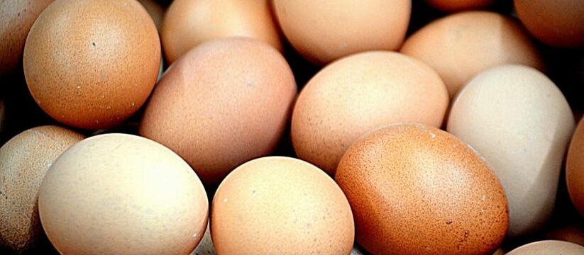 Не больше одной упаковки: в Екатеринбурге ввели ограничения на продажу яиц
