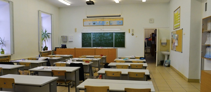 Хоть -50: в екатеринбургских школах не будут отменять занятия