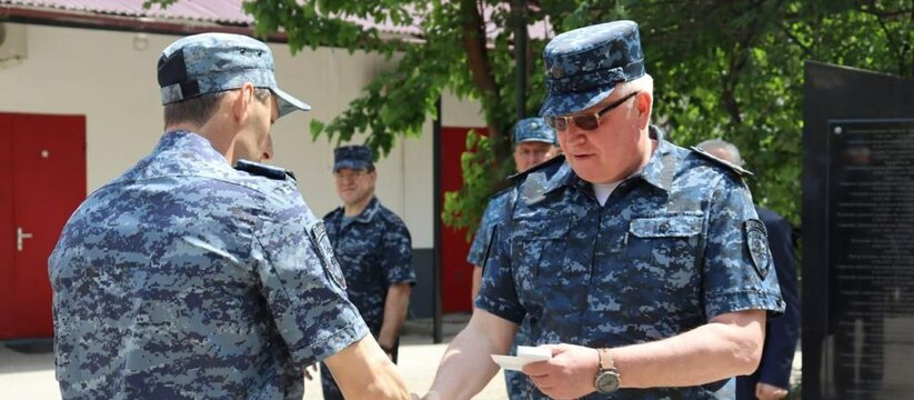 Глава свердловской полиции вернулся в Екатеринбург из командировки на Северный Кавказ