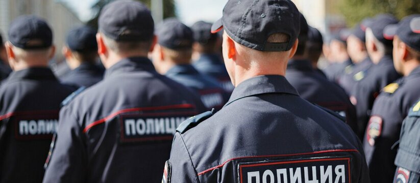 В Екатеринбурге десятки полицейских ушли в отставку. Что происходит?