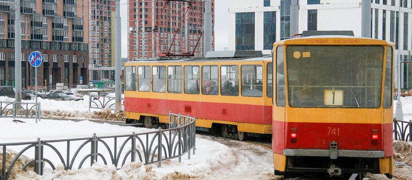 Ждали 16 лет: из Академического в центр Екатеринбурга поехал первый трамвай