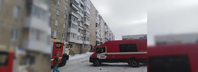В Березовском произошел пожар в многоэтажке
