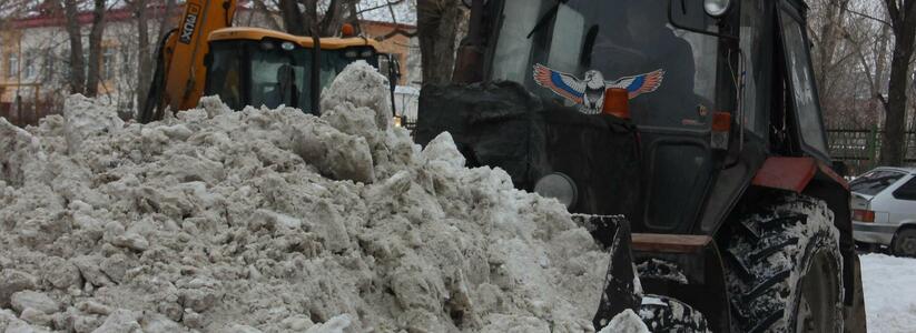 За неубранный снег на 300 тысяч оштрафовали УК в Екатеринбурге