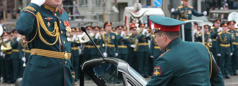С 6 апреля в Екатеринбурге 12 раз перекроют улицы для репетиций к параду Победы
