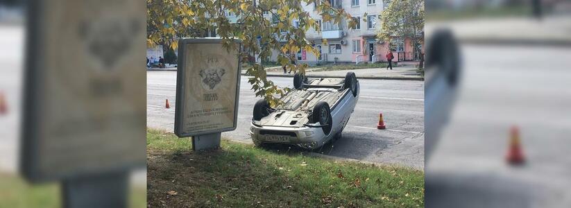 Аномальная погода стала причной пика аварий в Екатеринбурге