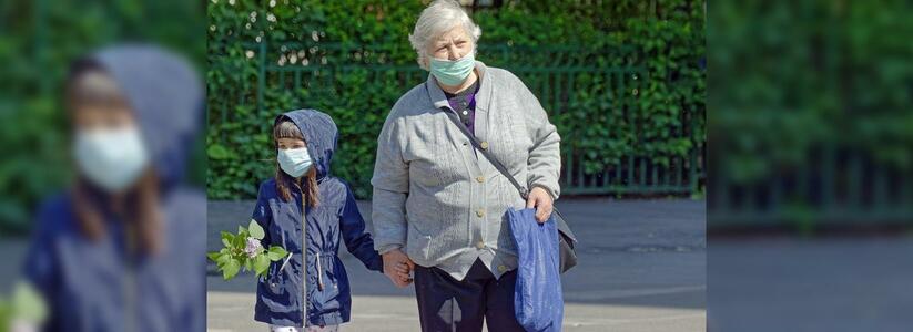 В Свердловской области количество больных коронавирусом увеличилось на 341 человек за сутки