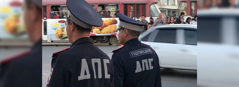 В Екатеринбурге Госавтоинспекция проводит массовые проверки водителей