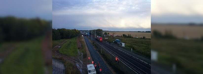 Днем 2 сентября на перегоне Мезенский-Гагарский с рельсов сошли несколько вагонов грузового поезда со сжиженным газом - 2 сентября 2015 год