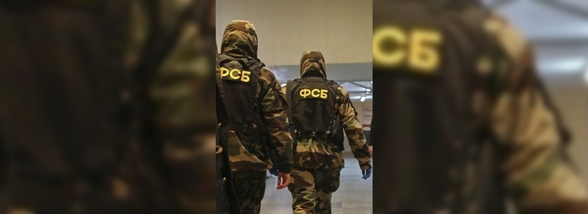 В Свердловской области шестерых полицейских подозревают в превышении своих должностных полномочий - 2014 год