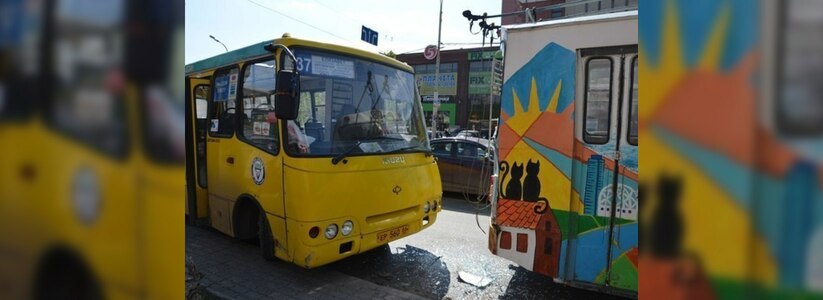 Иностранцам могут запретить водить маршрутки в Екатеринбурге