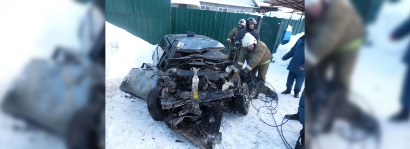 В Красноуфимске водитель ВАЗа погиб при лобовом столкновении с грузовиком