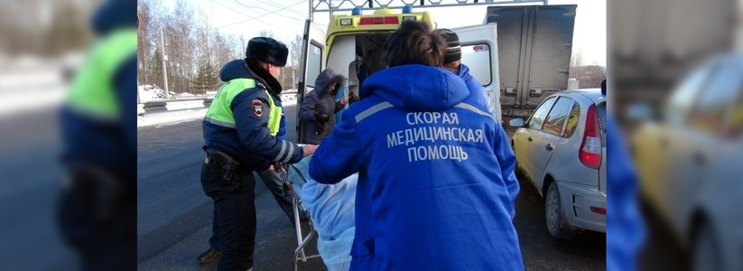 Два человека погибли в ДТП с автобусом в Свердловской области